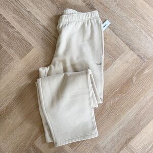 TNA Cozy Sweatfleece Mega Straight Sweatpants in Mullein